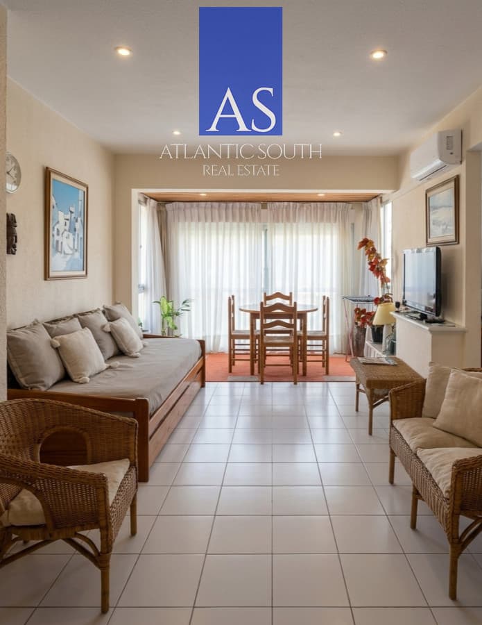 Apartamento de 1 dormitorio con cocina definida y baño reciclado en Península Punta del Este