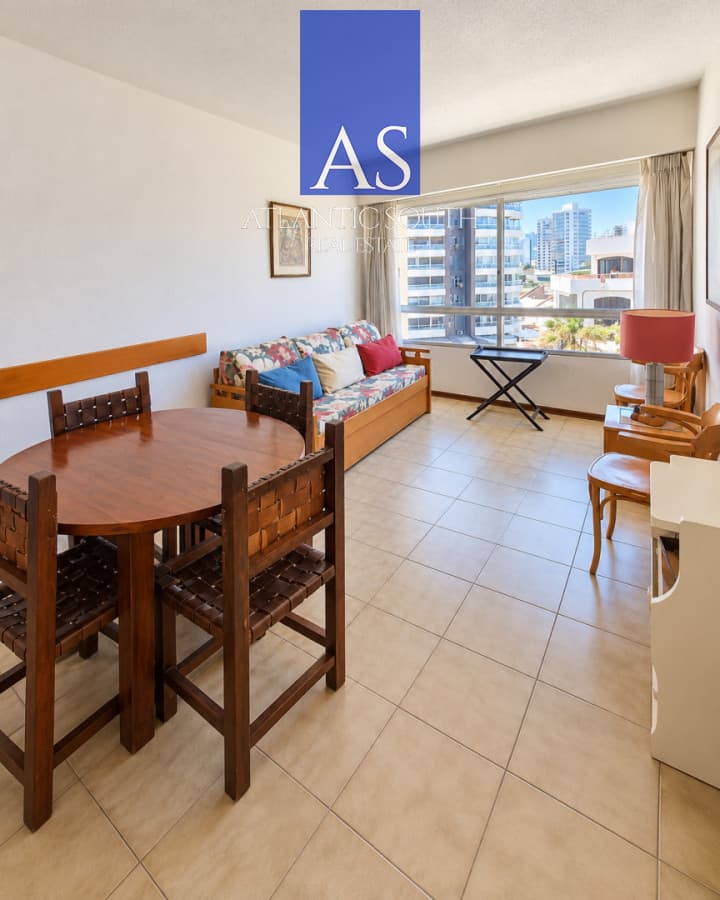 Apartamento en alquiler anual y temporal en Punta del Este , Peninsula