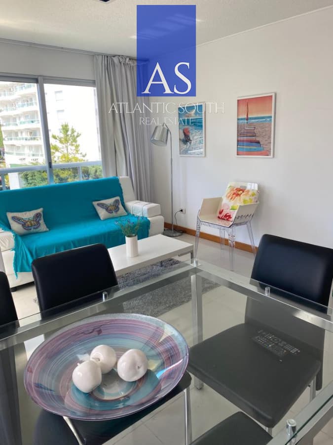 Apartamento de 2 dormitorios y 2 baños en Aidy Grill, Punta del Este