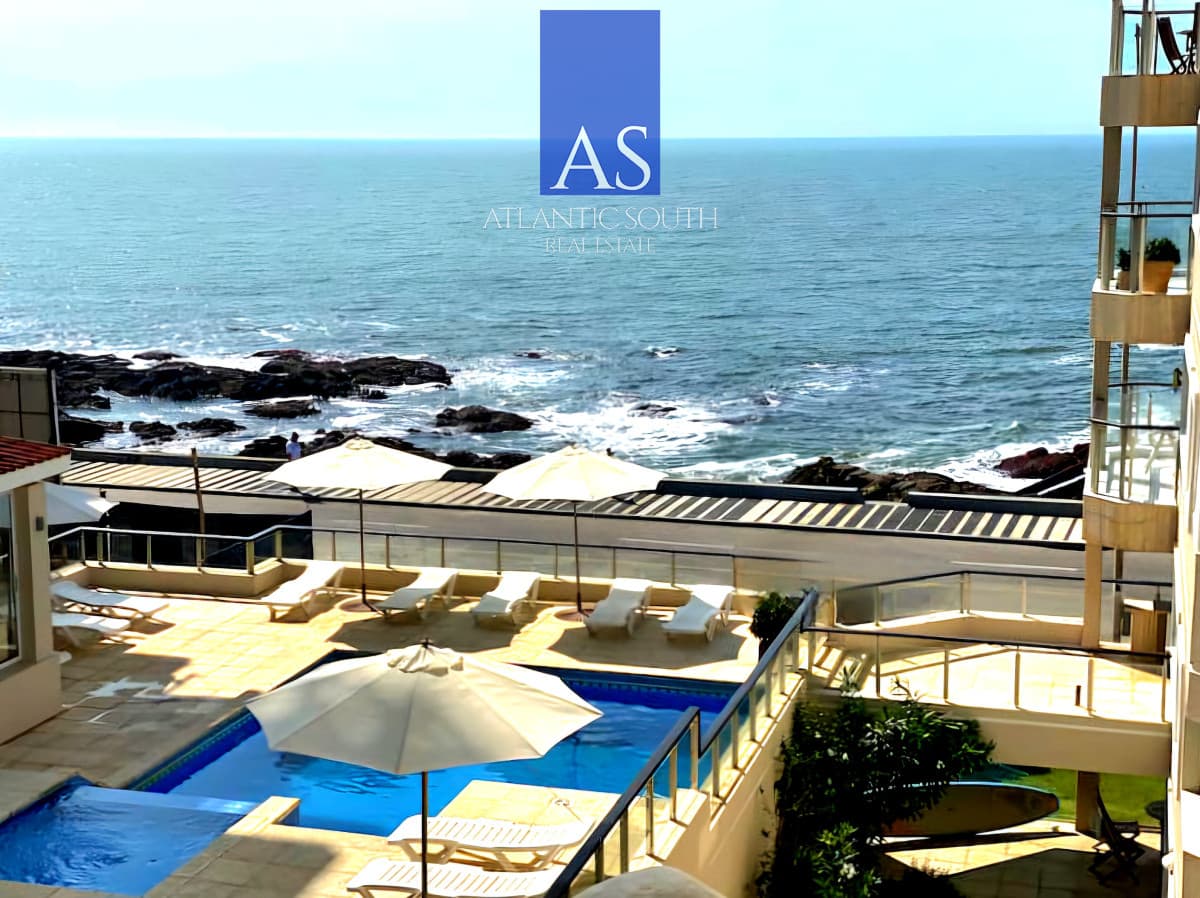 Apartamento de 2 dormitorios con vista al mar y garage en Península