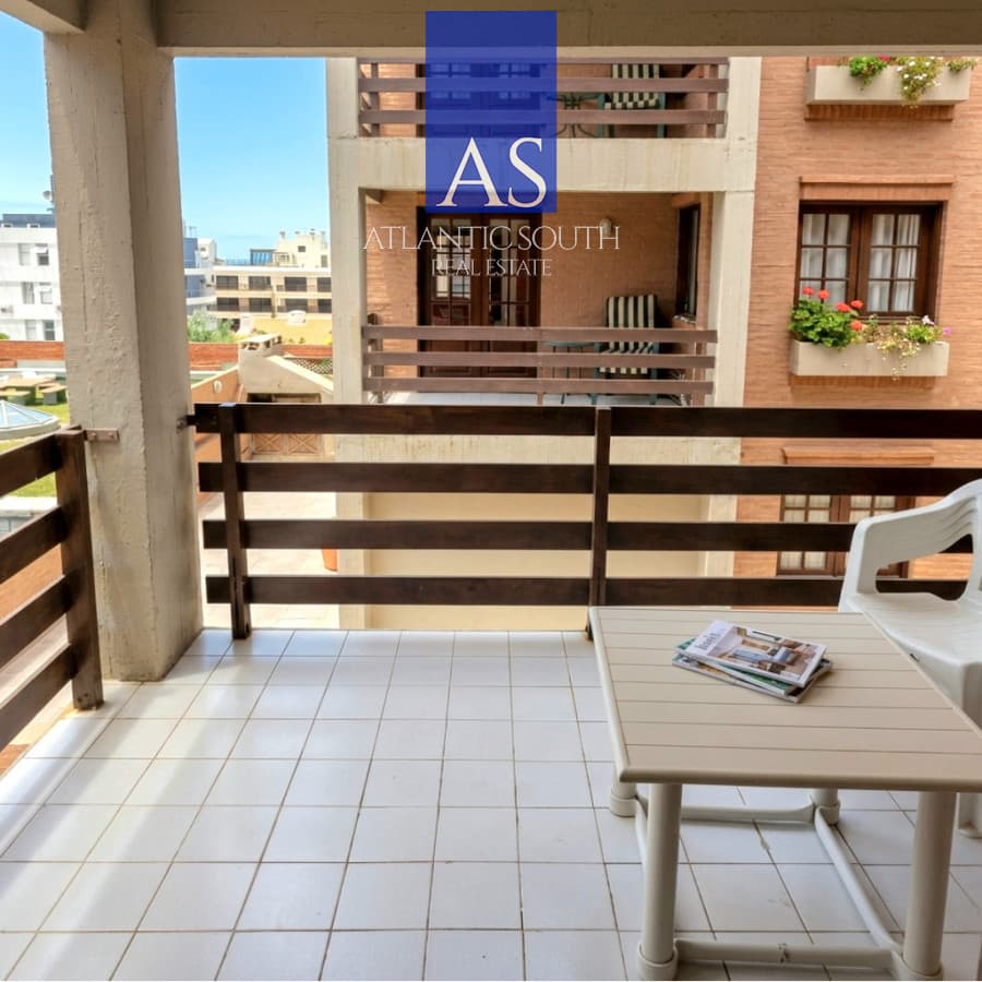 Apartamento 2 dormitorios con garage Península excelente ubicación
