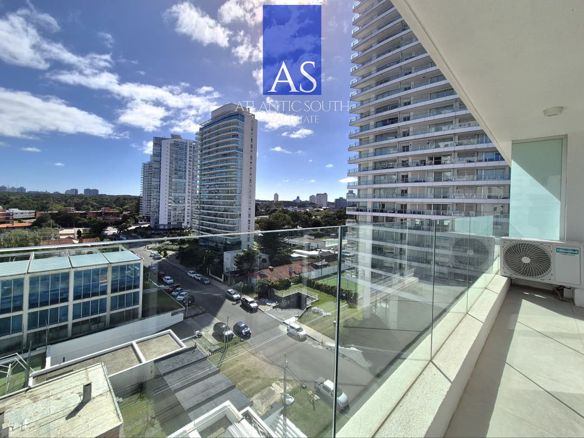 Apartamento a estrenar venta 1 dormitorio frente a metros del mar terraza garage Playa Mansa Punta del Este