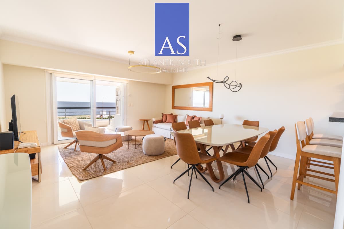Exclusivo penthouse de 3 dormitorios con parrillero y piscina propia Punta del Este