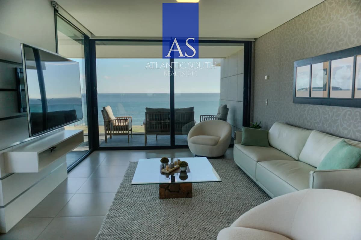 Apartamento frente al mar, mansa, con parrillero propio