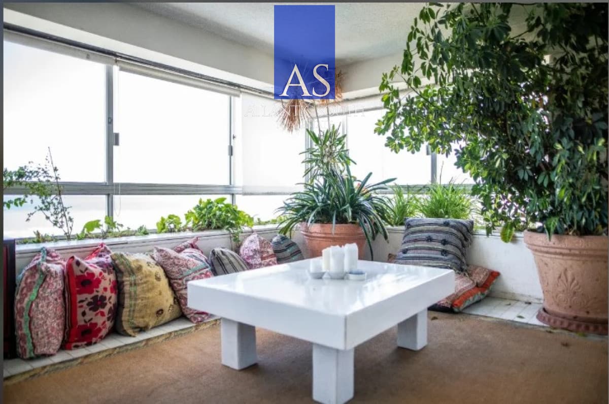 Apartamento de 4 dormitorios primera linea Playa Brava, Punta del Este