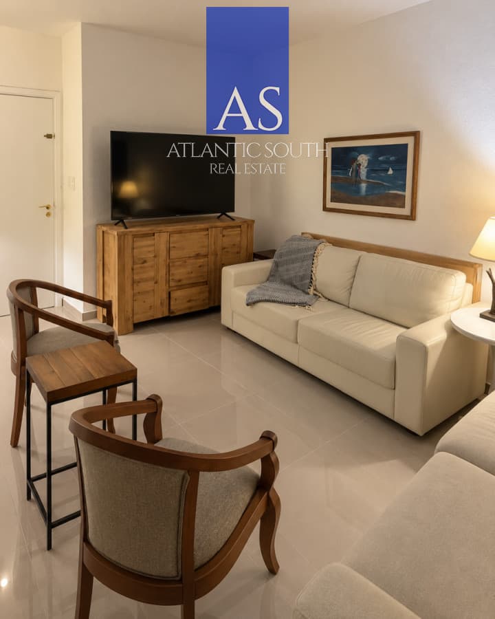 Apartamento de 1 dormitorio reciclado con vista al mar en Santos Dumont, Península