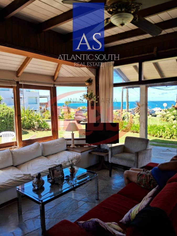 Oportunidad casa de 4 dormitorios cerca de Playa Mansa