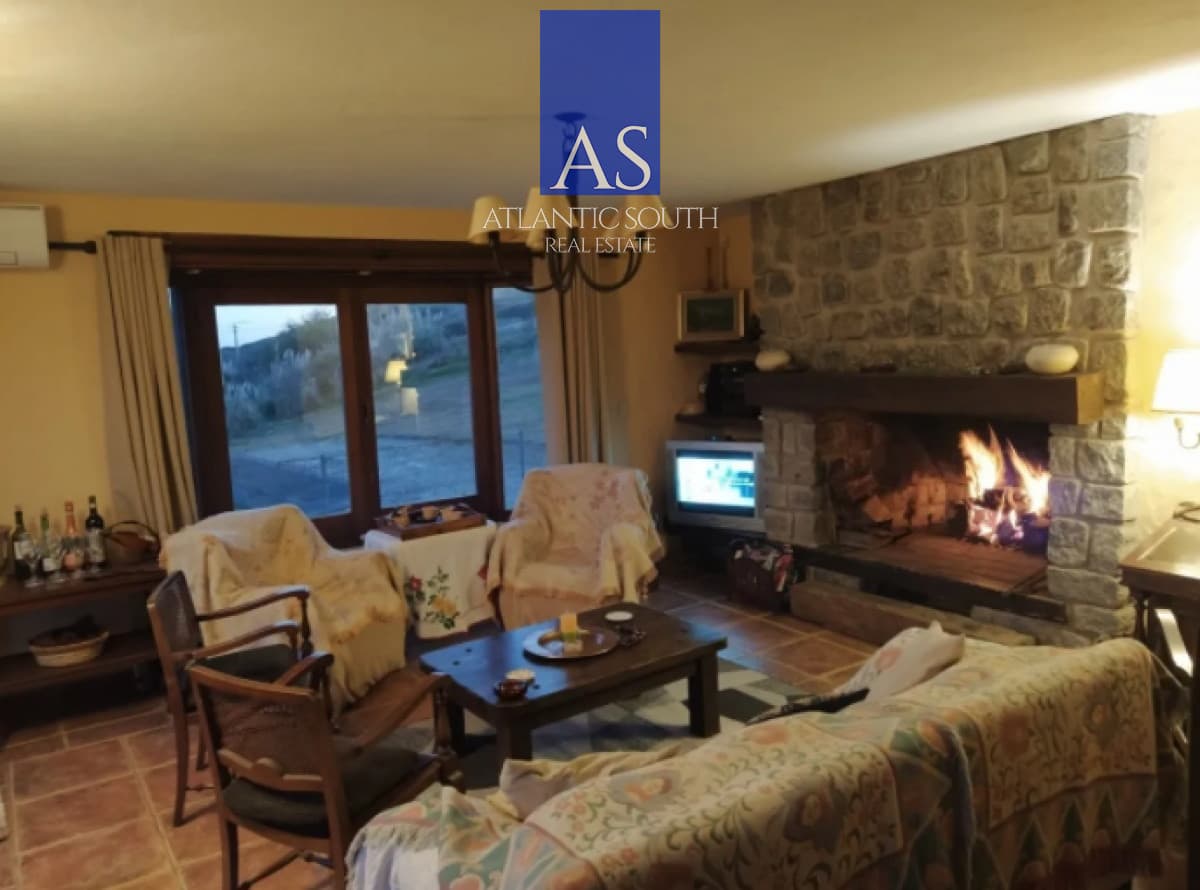 Casa de 4 dormitorios y 3 baños en Las Grutas, Punta Ballena