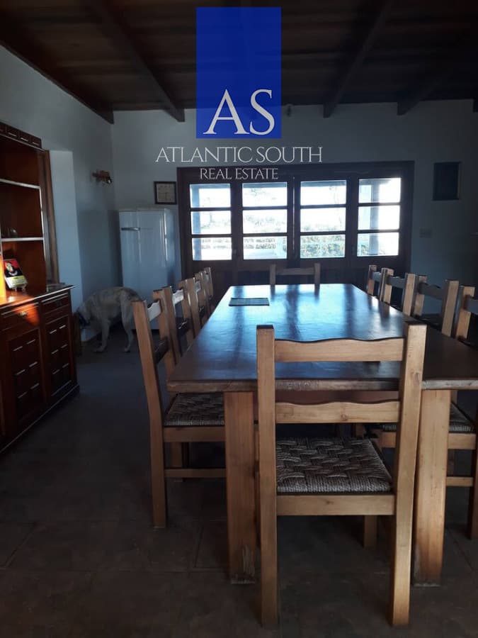 VENTA Y ALQUILER : CASA EN PINARES PUNTA DEL ESTE