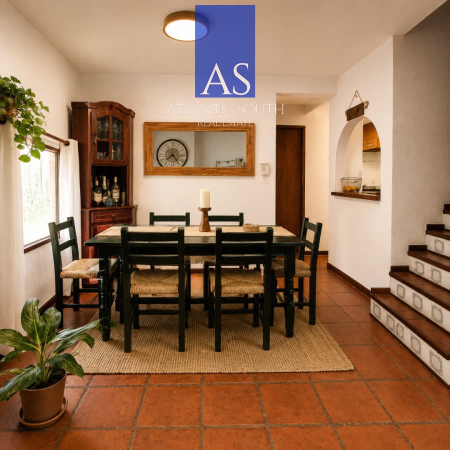 Casa 3 dormitorios con piscina y barbacoa cercana al mar Pinares Punta del Este