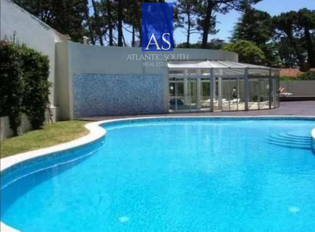 Apartamento 2 dormitorios en edificio con servicios