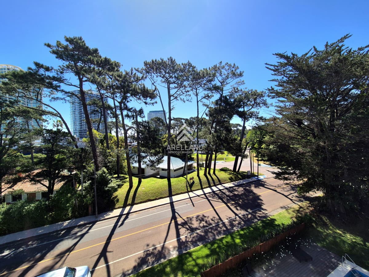 Apartamento ID.6124 - Venta apartamento 1 dormitorio casi a estrenar 200mts del mar Playa Mansa