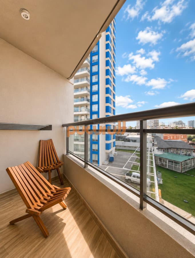 Apartamento con Vista al Mar moderno con garage Playa Brava Punta del Este