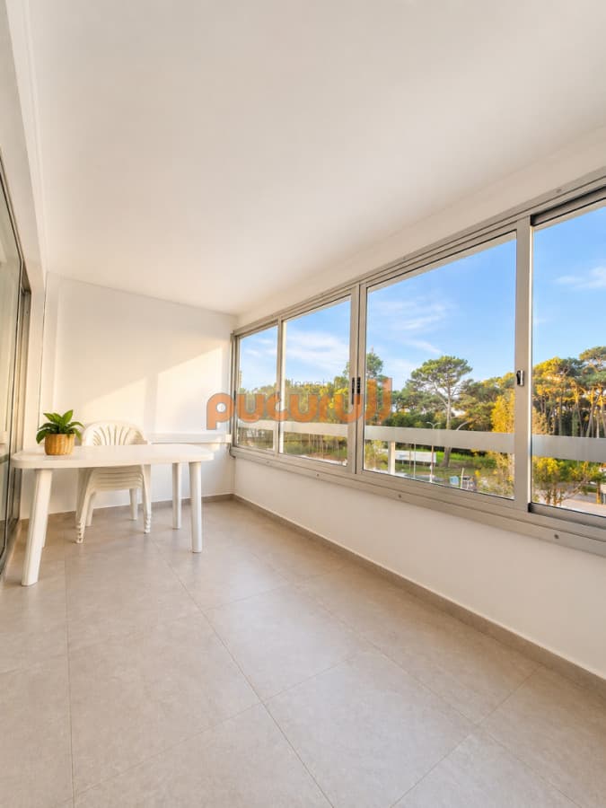 Apartamento 2 dormitorios con garage 100% reciclado planta cómoda al Frente con garage