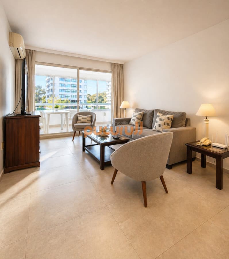 Apartamento 2 dormitorios con garage 100% reciclado planta cómoda al Frente con garage