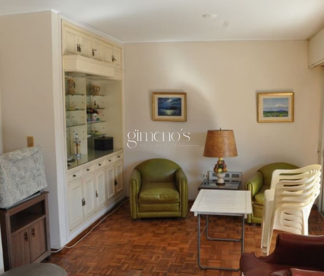 Apartamento de 3 dormitorios primera linea en Playa Mansa
