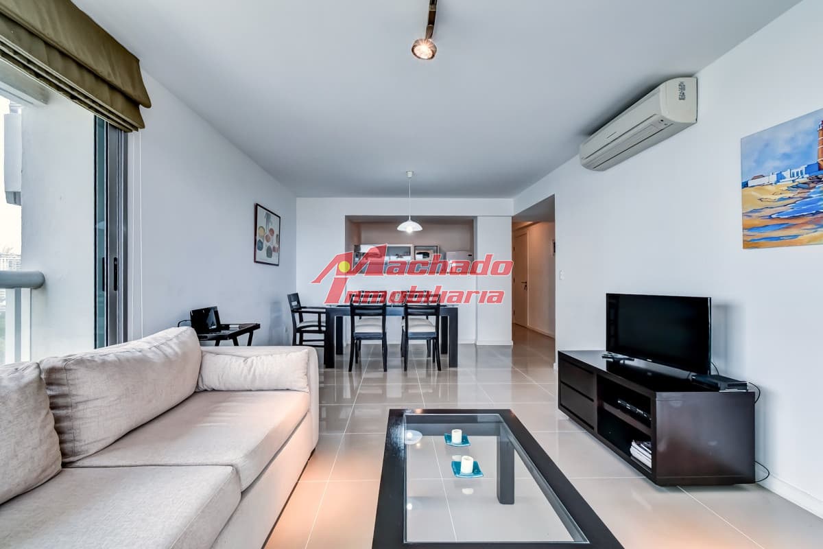 Alquiler de apartamento de dos dormitorios en Punta del Este