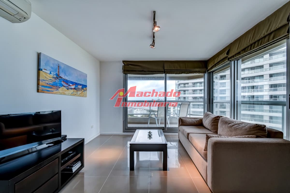 Alquiler de apartamento de dos dormitorios en Punta del Este