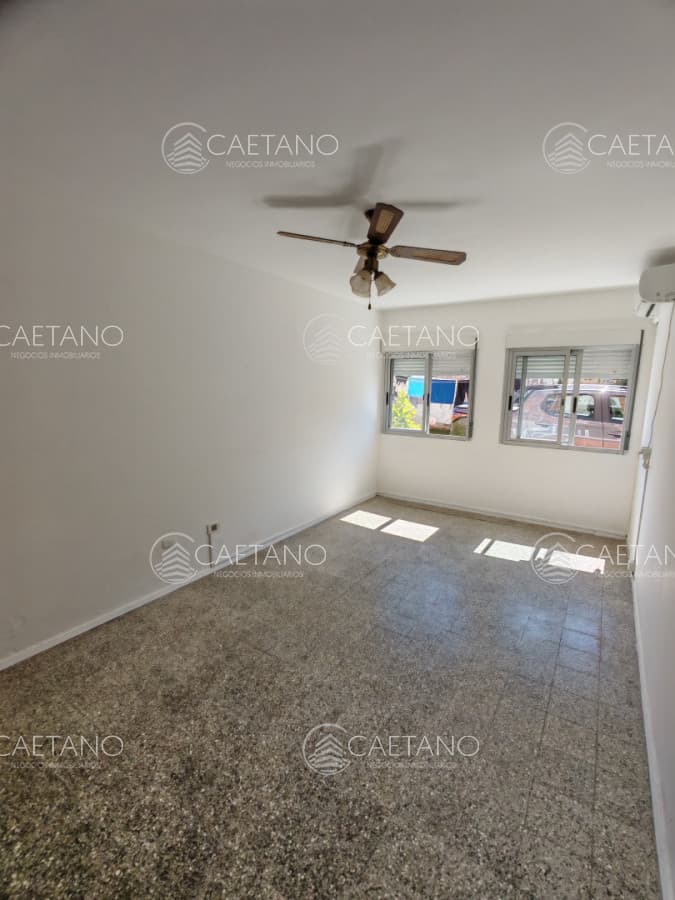 Venta apartamento 2 dormitorios. Centro, Maldonado.