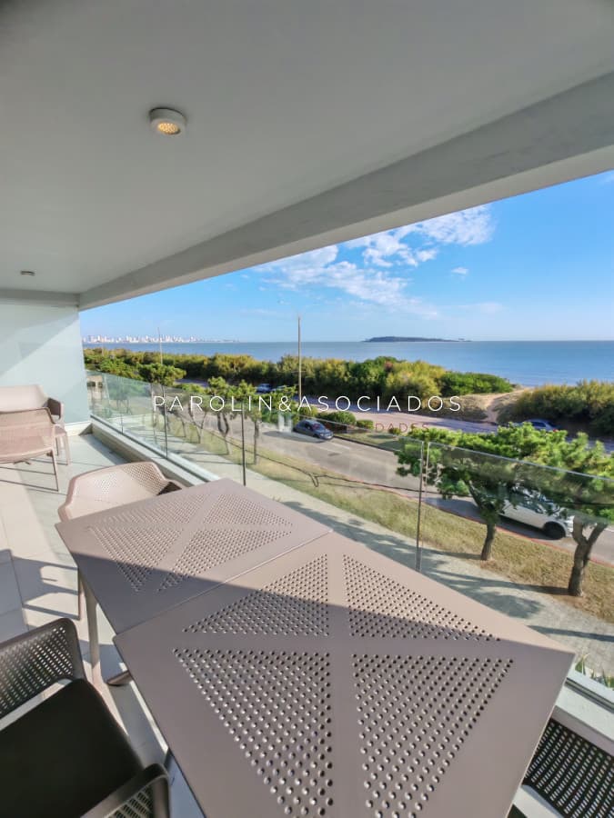 Departamento en Venta de 2 dormitorios en Horizonte, Punta del Este