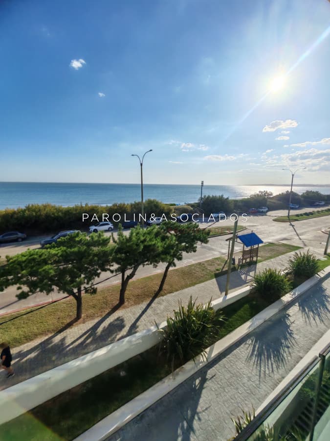 Departamento en Venta de 2 dormitorios en Horizonte, Punta del Este
