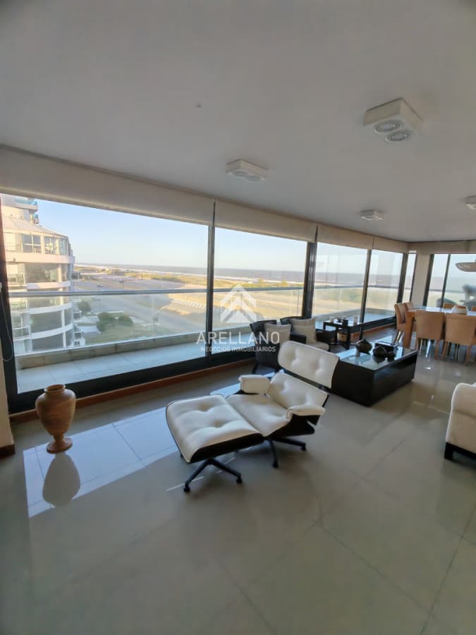 Apartamento ID.6367 - Venta apartamento 3 dormitorios