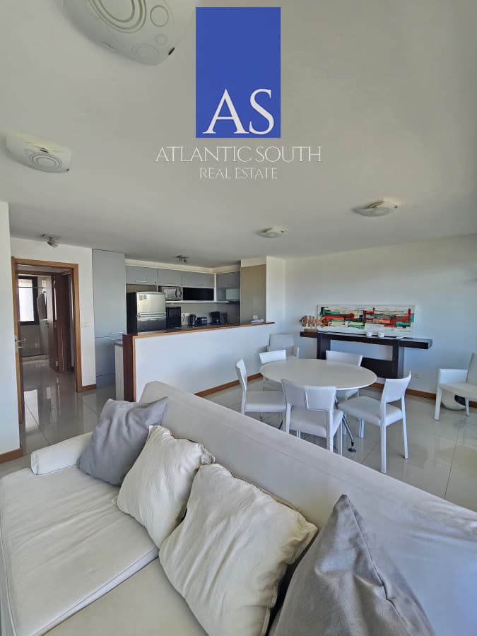 Oportunidad apartamento 2 dormitorios torre de categoría terraza garage Playa BRava Punta del Este