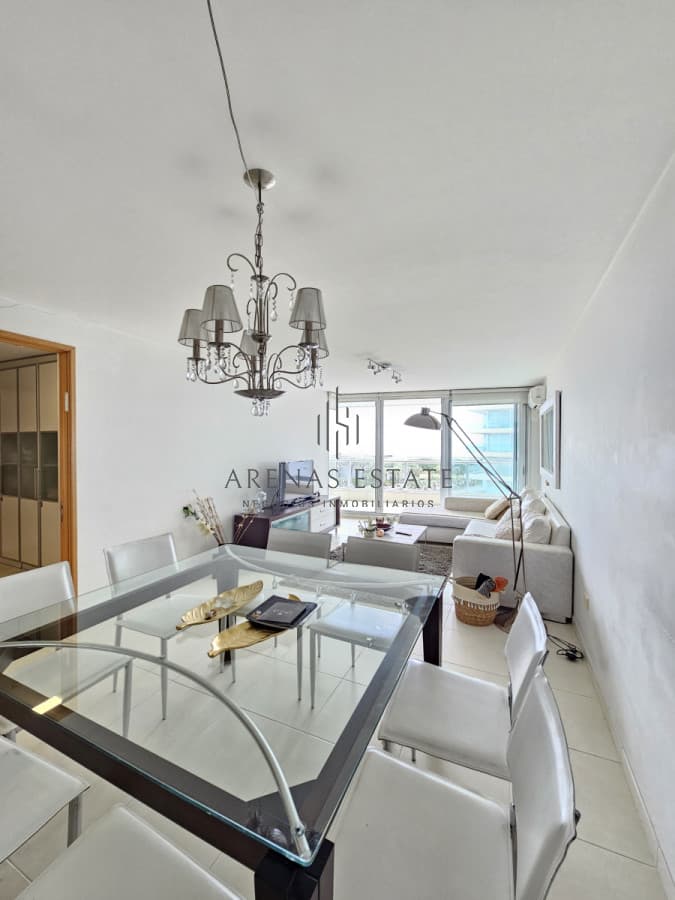 Apartamento ID.3814 - Apartamento de dos dormitorios en venta en Seasons Tower