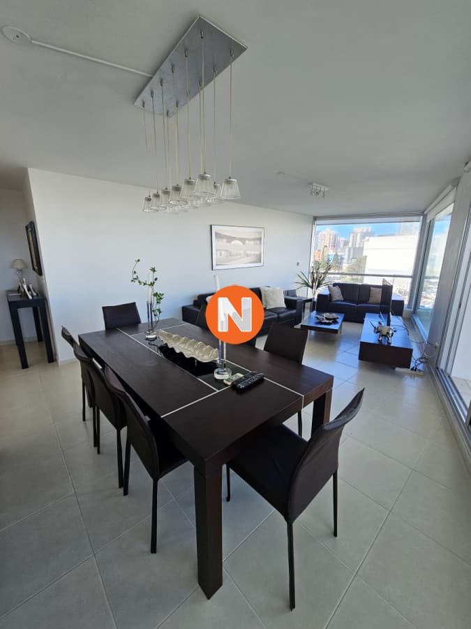Apartamento en Punta del Este, Mansa