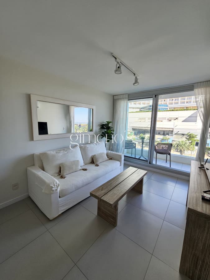 Apartamento en Punta del Este, Mansa
