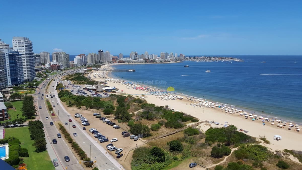 Penthouse primera linea mansa - Inmobiliaria Playa del Este