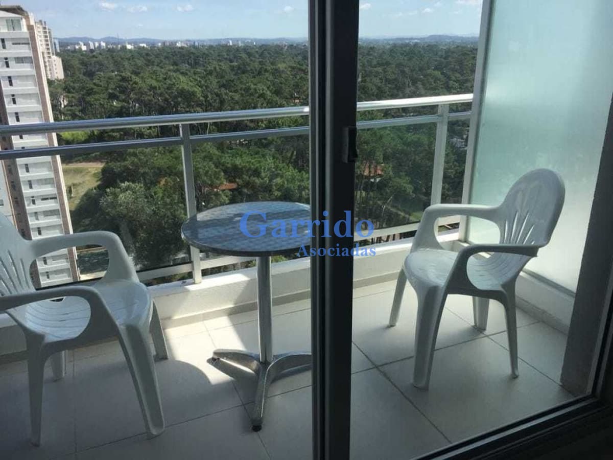 Apto 1 Dorm, Invernal, Con Garaje Ref 1367
