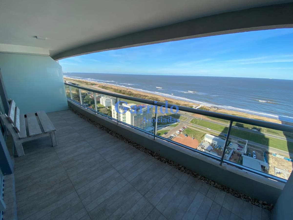 Apartamento en Punta del Este, Brava