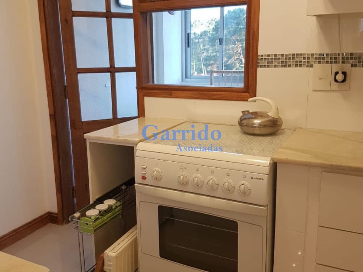 Alq Anual Apto De 2 Dor, 2 B, Parada 14 Ref 1292
