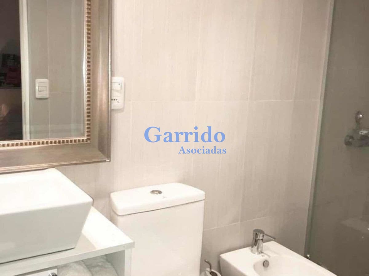 Vendo Apto 2 Dorm, 2 Baños, Muy Linda Zona  Ref 1356