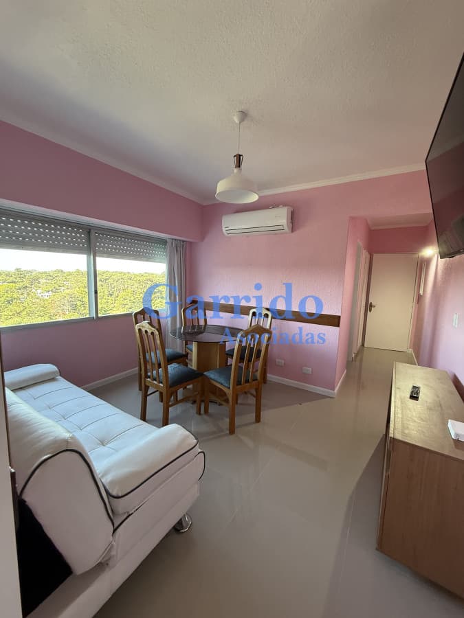 Alquilo 1 dormitorio zona Roosevelt