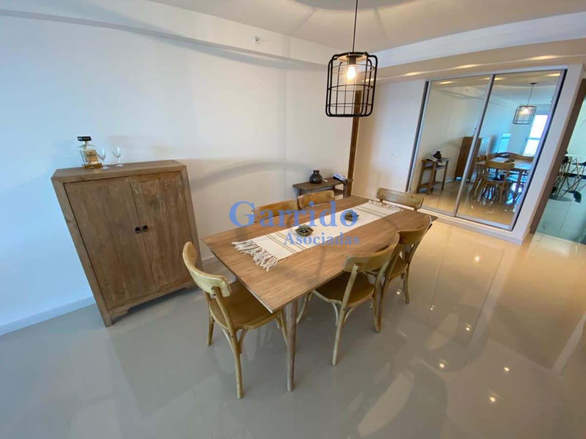 Apartamento en Punta del Este, Brava