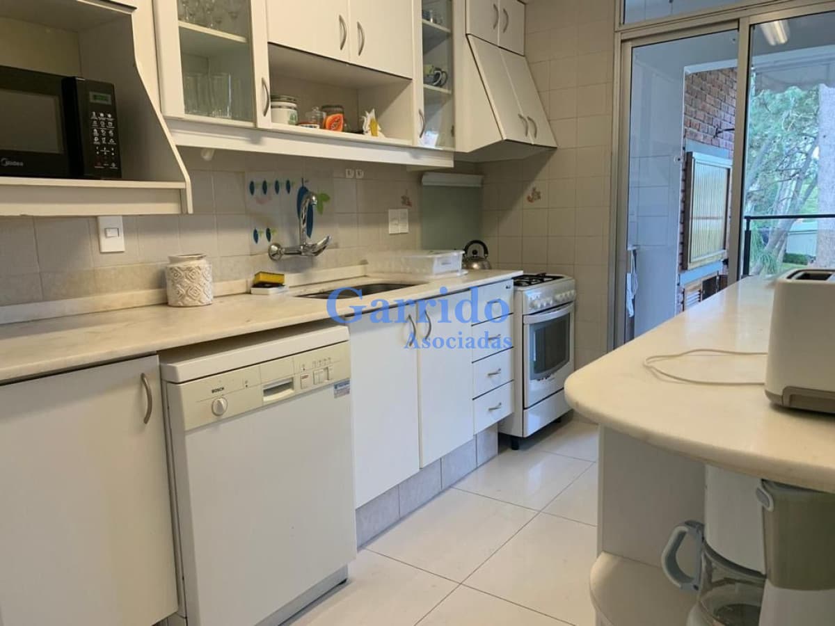 Alquilo Anual 4 Dorm, Reciclado Divino Ref 1508
