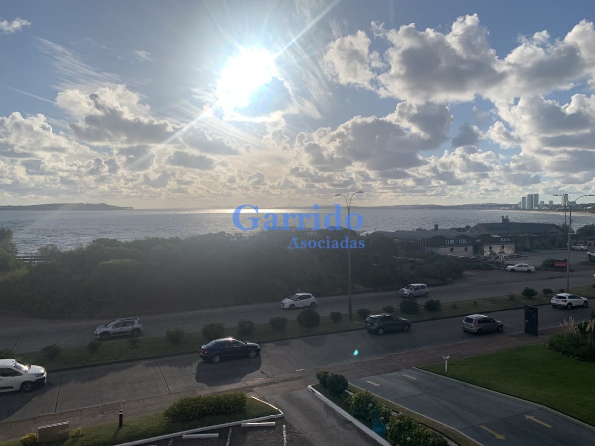 Apartamento en Punta del Este, Mansa