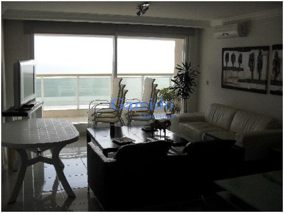 Apartamento en Punta del Este, Mansa
