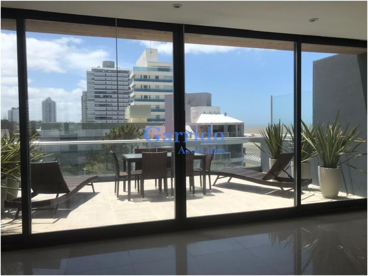 Apartamento en Punta del Este, Brava