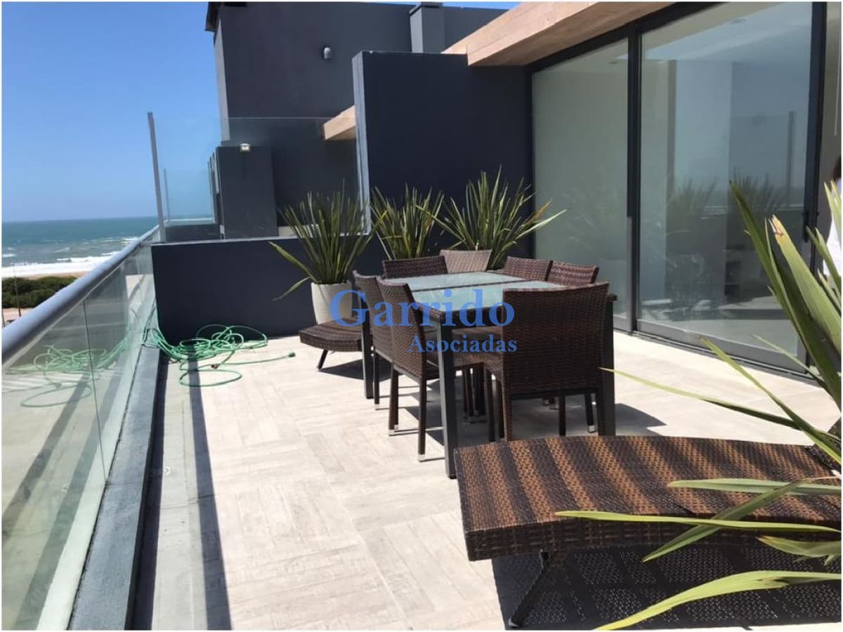 Apartamento en Punta del Este, Brava