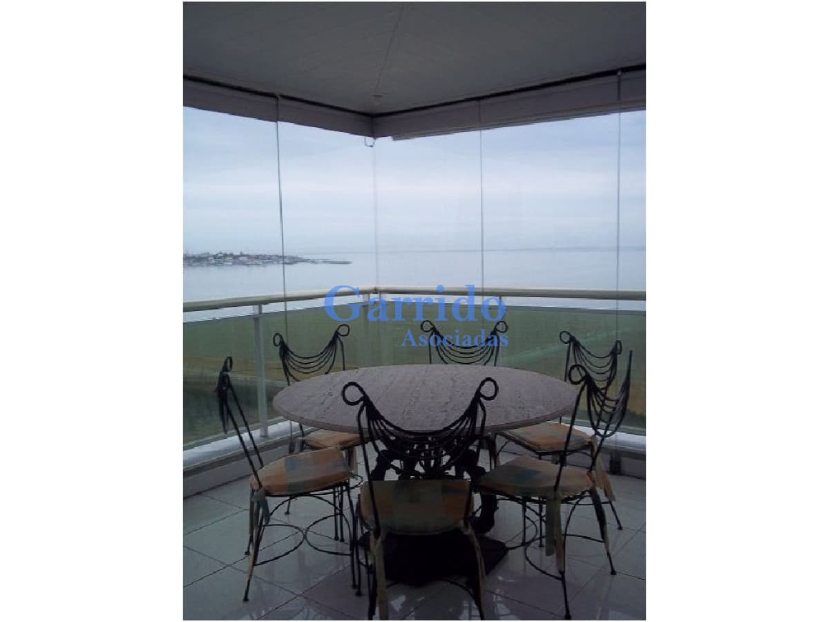 Apartamento en Punta del Este, Mansa