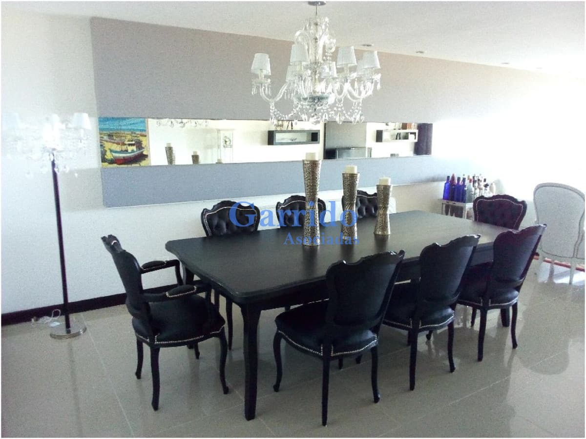 Apartamento en Punta del Este, Brava