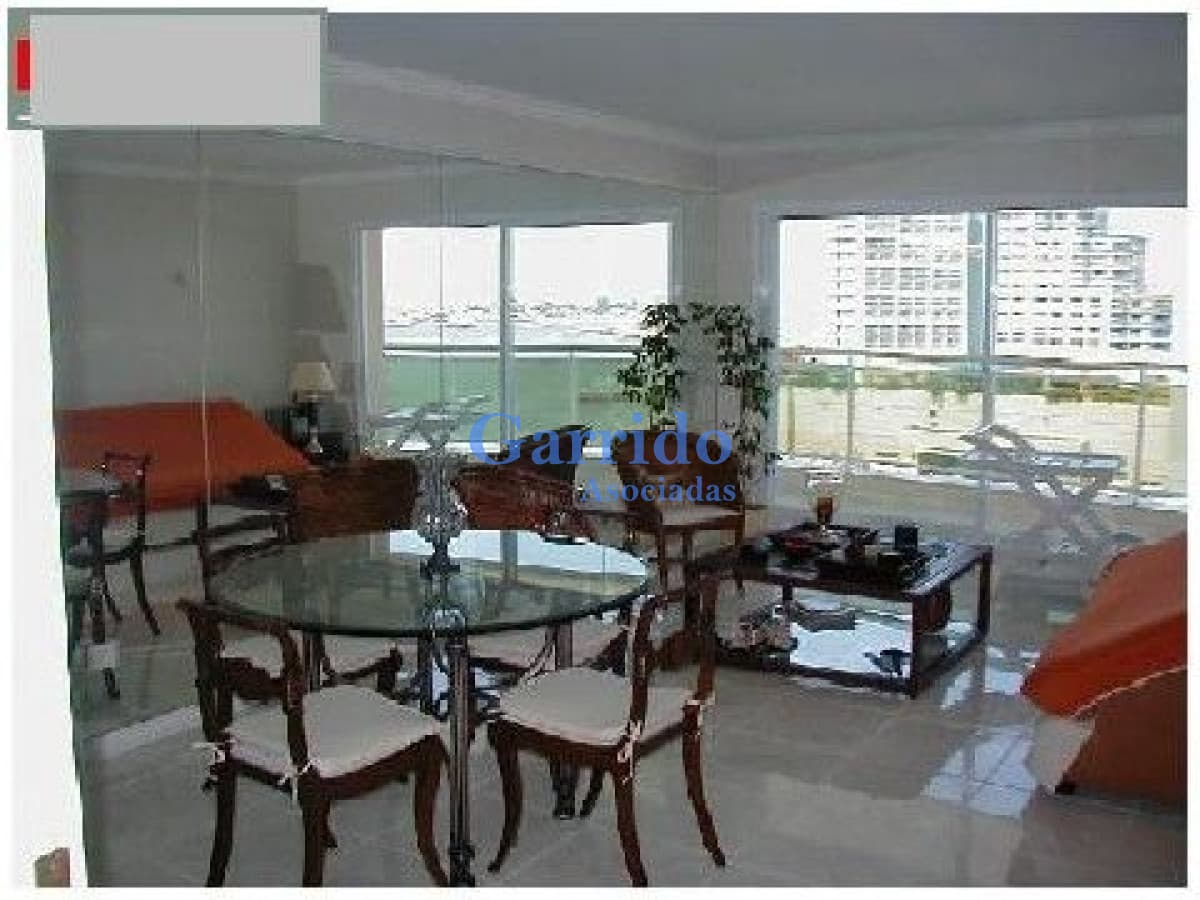 Apartamento en Punta del Este, Mansa