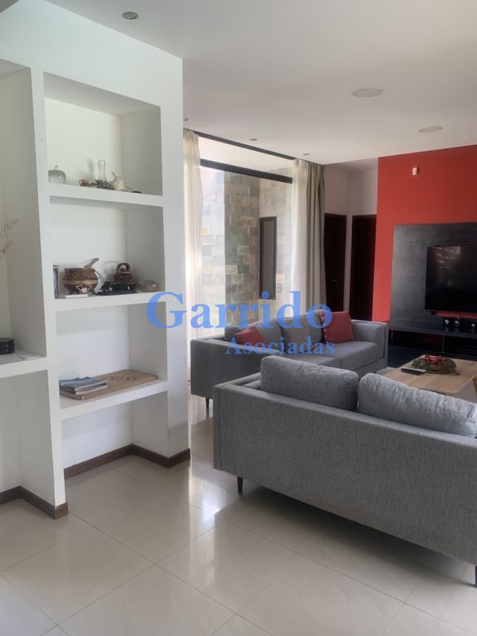 Casa en Punta del Este, Lugano