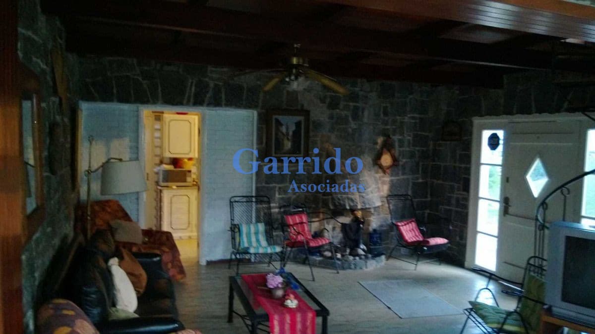 Alquilo Anual Casa Zona  Paradas, 3 Dorm 3 Baños Ref 699