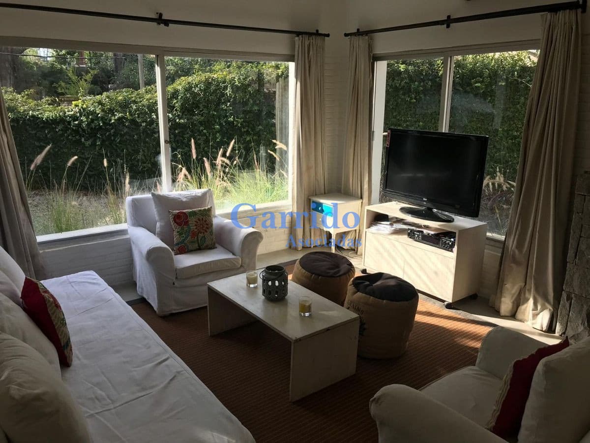 Alquiler Invernal Casa3 Dorm, Parrillero,  Dep De Ss.ref 680
