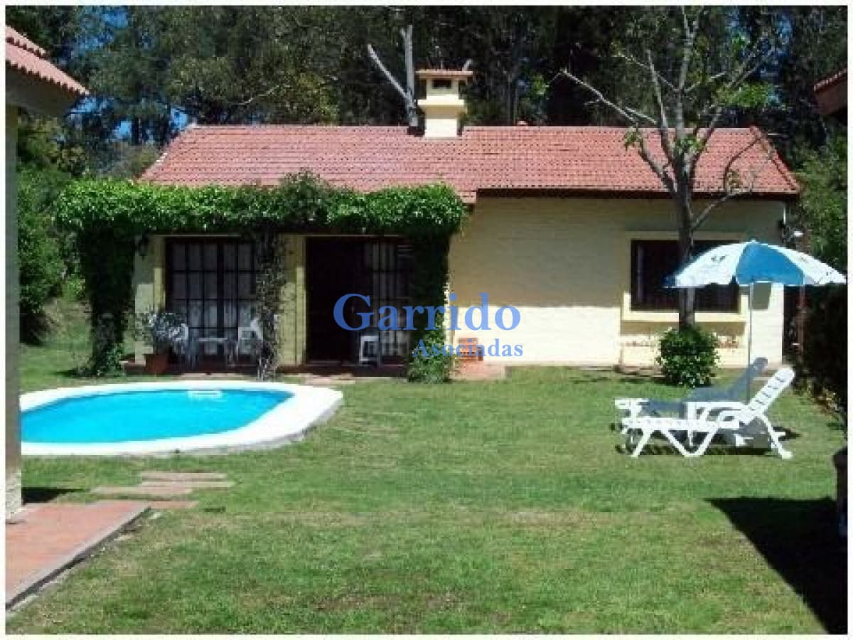 4 Dor 3 Baños, Piscina Climatizada, Parada 18 Mansa, Ref 548