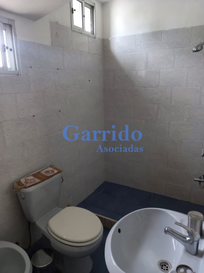 Alquiló casa en la pastora